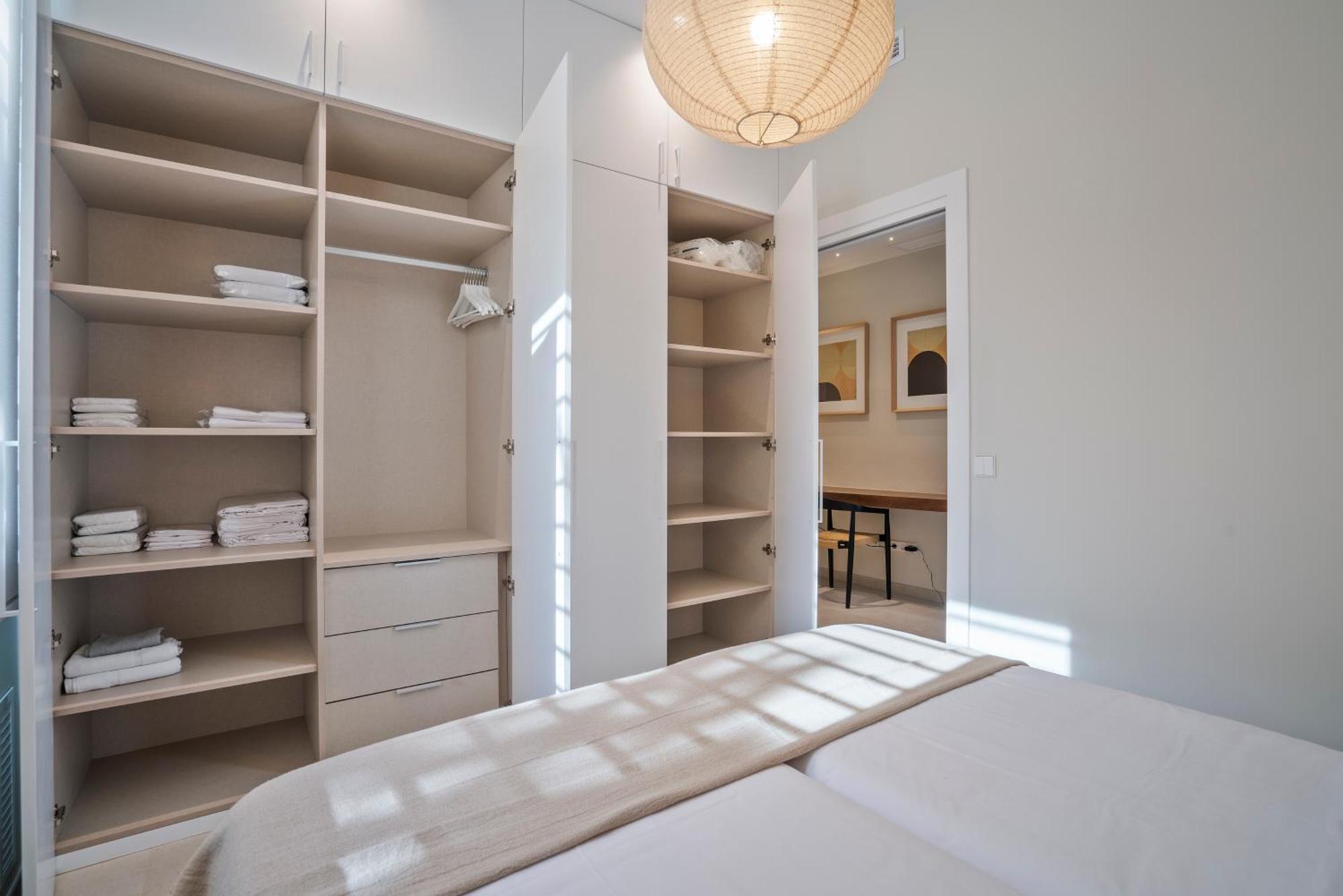 Sitges Spaces Garden Condo-2 Bedrooms, 2 Bathrooms, Garden Terrace, Near Center, Sleeps Up To 6- Monthly Rentals Only Exteriör bild